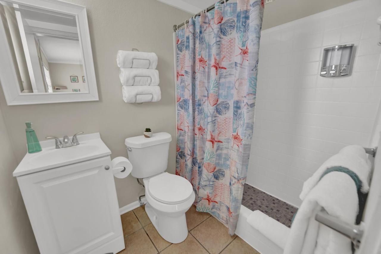 Sea Foam Suites Lower Grand Lagoon Экстерьер фото