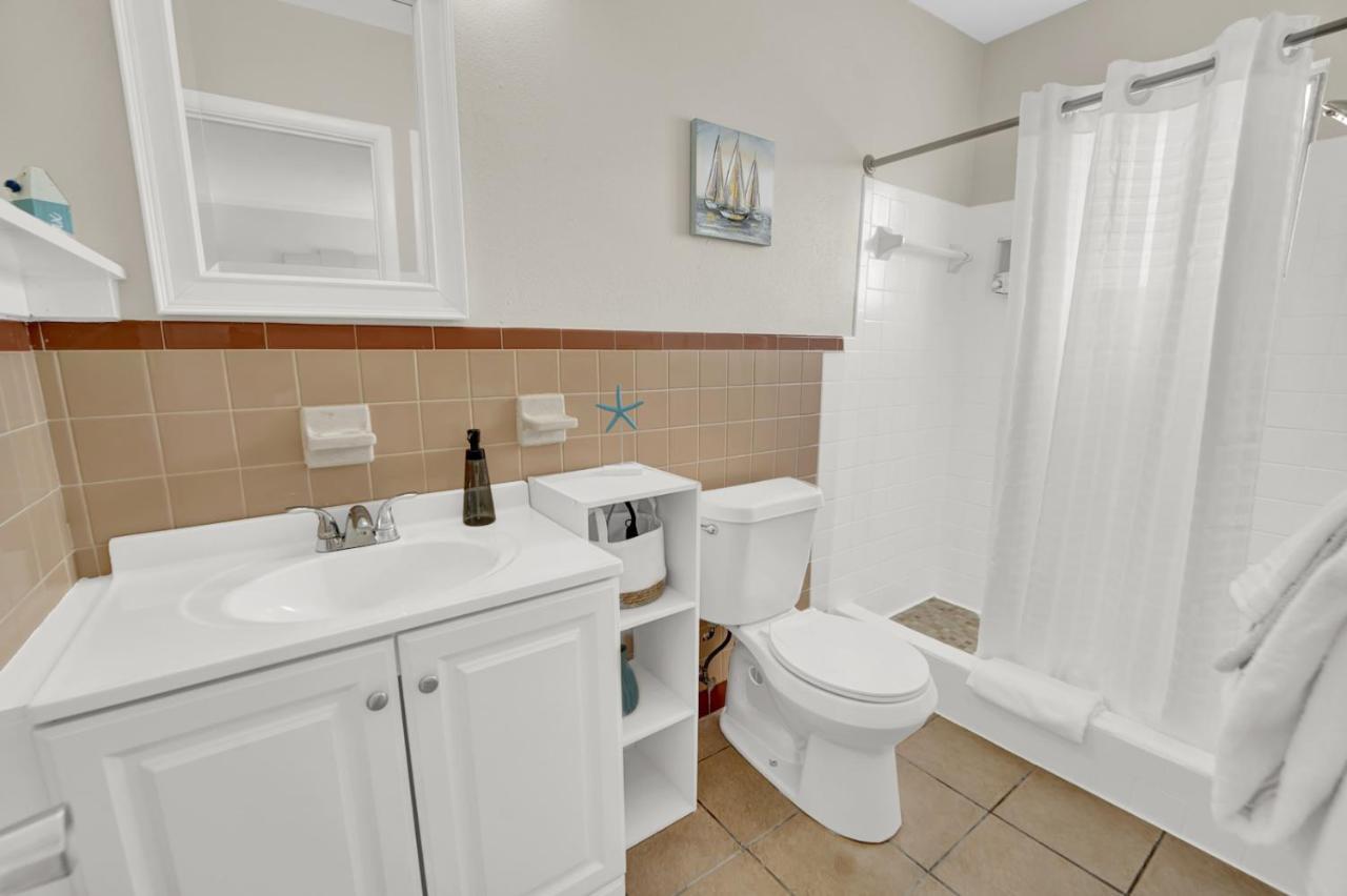 Sea Foam Suites Lower Grand Lagoon Экстерьер фото
